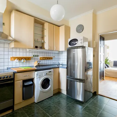 Bpm - East Station Apartment *