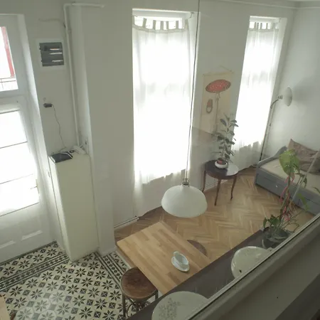 Bpm-apartment Charm And Le Petit Appartement *