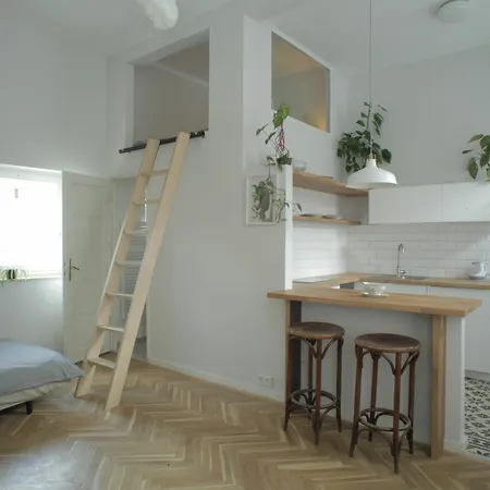 Bpm-apartment Charm And Le Petit