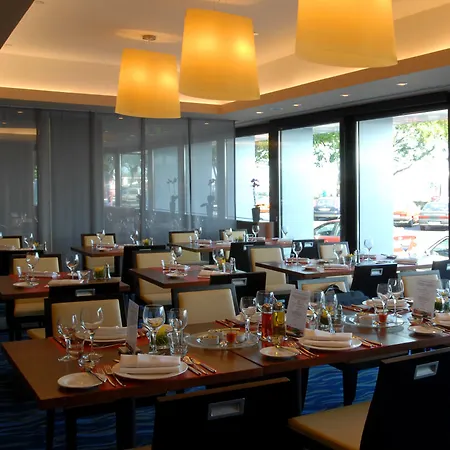 Novotel 4*