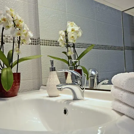 Royal House Oktogon Appartement *