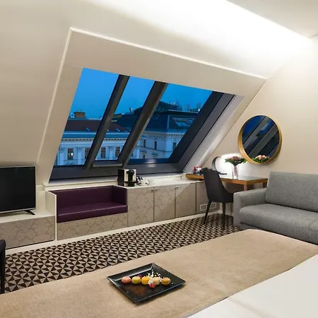 Hotel Moments By Continental Group