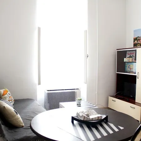 Apartment Minion & Snoopy *
