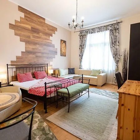 Acacia Hostel