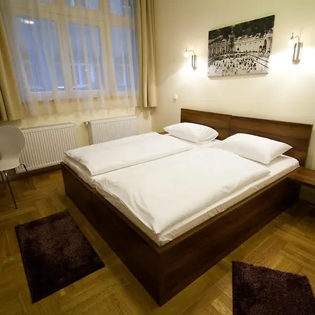 Sasone Szálloda 3*