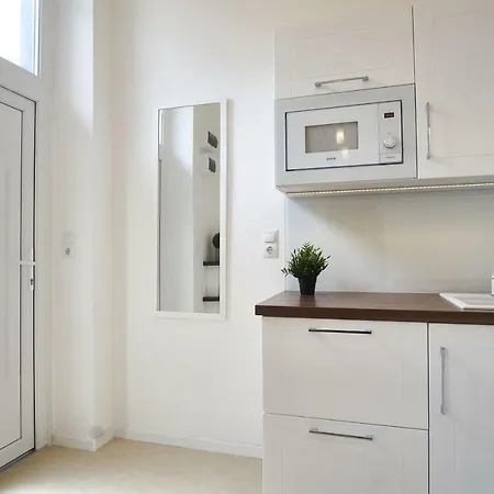 Apartment K33
