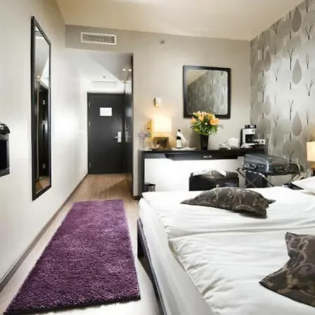 Hotel Charm - Formerly Boutique
