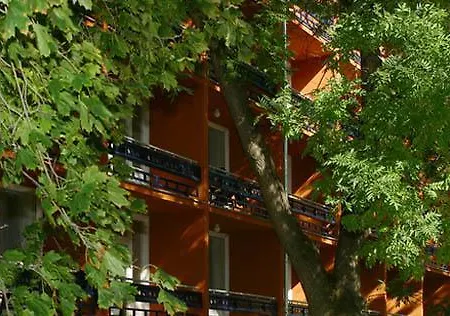 Ibs Garden Budapest
