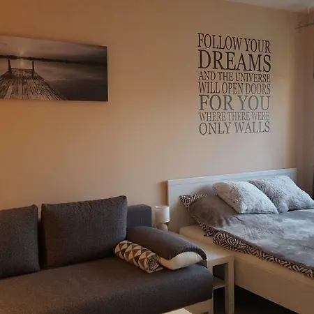 Nepliget Appartement Boedapest