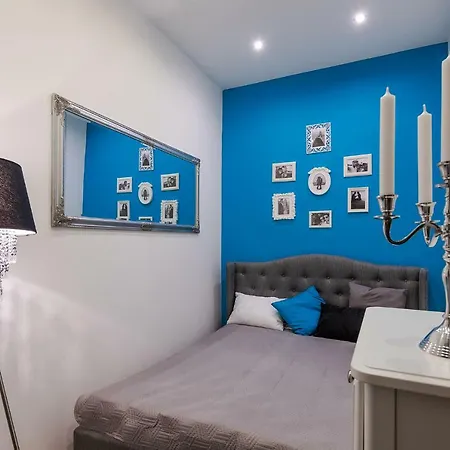 Apartment Parking, Ac, 2 Bedroom Design Flat In The Center *