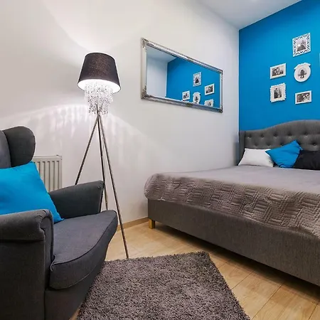 Apartment Parking, Ac, 2 Bedroom Design Flat In The Center Budapest