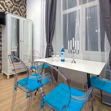 Parking, Ac, 2 Bedroom Design Flat In The Center Apartment