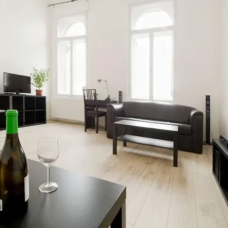 Andrassy Apartmán