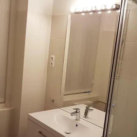 Cbs Apartmán *