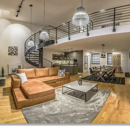 Grand Loft Apartment *