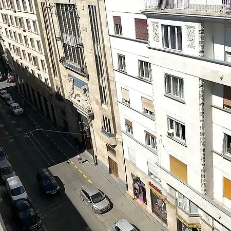 Elegant 125m2 In Center Of * בודפשט