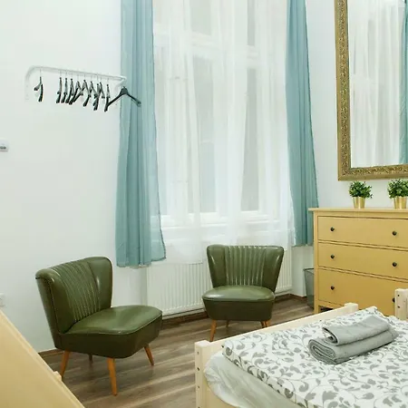 Cheerful And Cozy 2 Bedrooms 2 Bathrooms With Location * Budapest