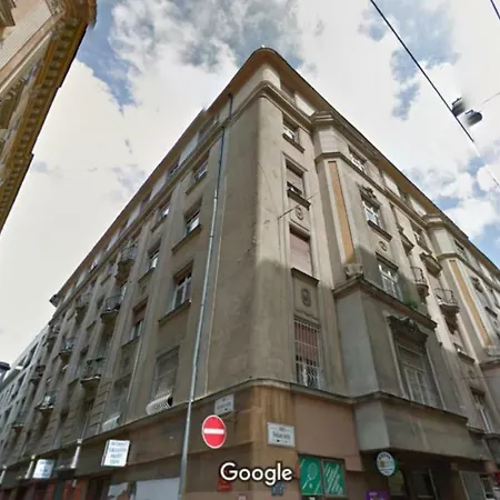 Daylight Apartment, The Location * Budapešť