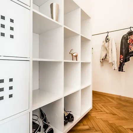 Bpr Luxe De Noir Et Blanc Budapest