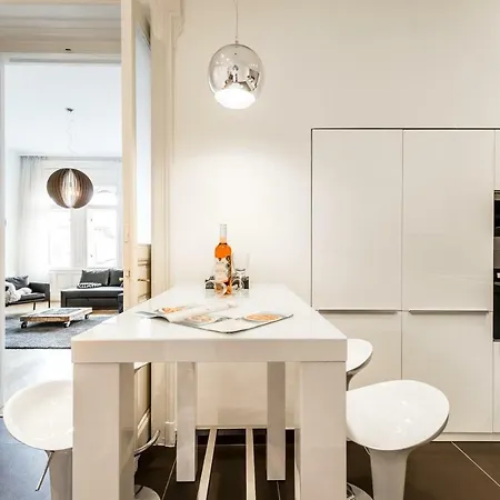 Bpr Luxe De Noir Et Blanc Budapest