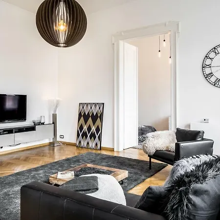 Apartment Bpr Luxe De Noir Et Blanc