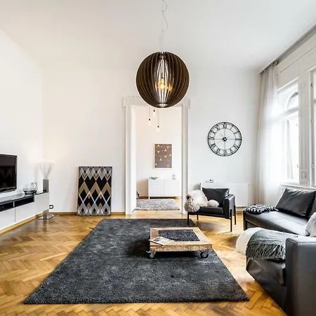 Apartment Bpr Luxe De Noir Et Blanc