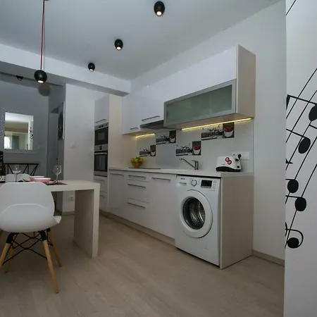 Apartment Karinflats - Jazzy Apt. *