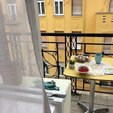 Rakoczi Central Apartment Budapest