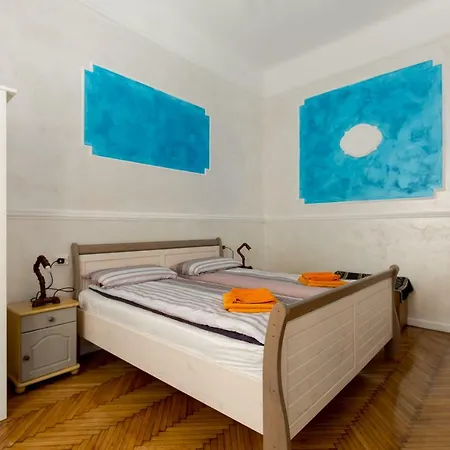 Budapestapartment9 * Budapest