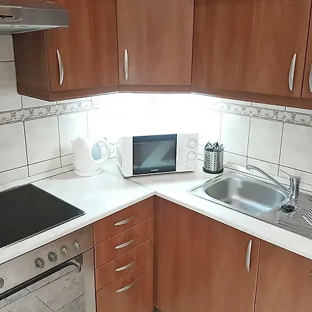 Akacfa 36 91 Mt 3 Bedroom District 7 Appartement *