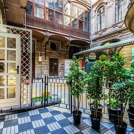 Apartment Bpr Vintage Garden With Terrace&sauna