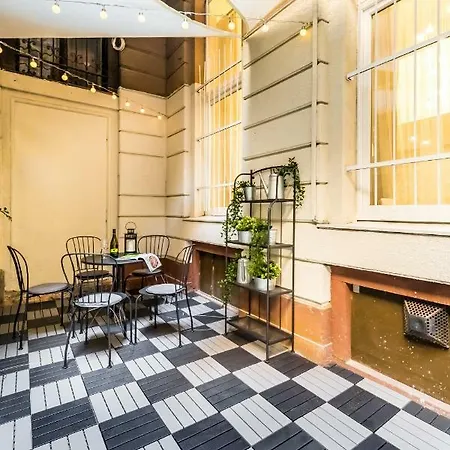 Apartment Bpr Vintage Garden With Terrace&sauna Budapest