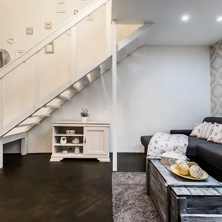 Apartment Bpr Vintage Garden With Terrace&sauna