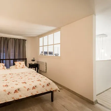 Bpr Vintage Garden With Terrace & Sauna Appartement Boedapest