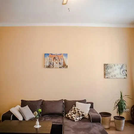 Muranyi Family Apartment *