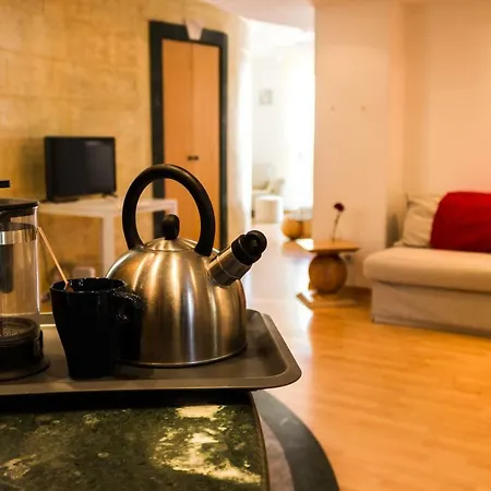Apartman 65 Négyzetméteres, 1 Hálószobás, 1 Saját Fürdőszobával Rendelkező Apartman 5. Kerület - Belváros Te *