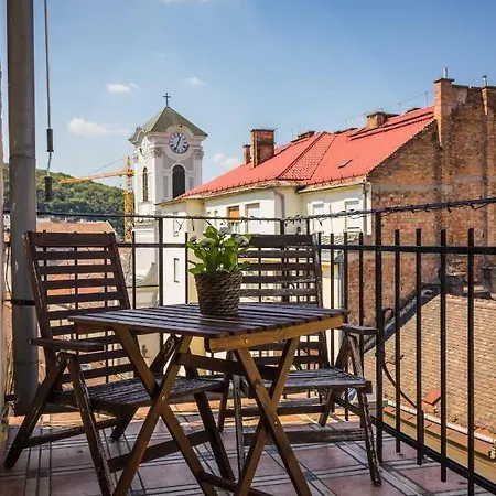 65 Négyzetméteres, 1 Hálószobás, 1 Saját Fürdőszobával Rendelkező Apartman 5. Kerület - Belváros Te Apartman