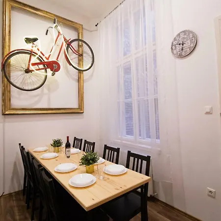 Apartment Cheerful And Cozy 2 Bedrooms 2 Bathrooms With Location