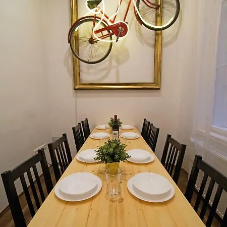Cheerful And Cozy 2 Bedrooms 2 Bathrooms With Location * Budapest