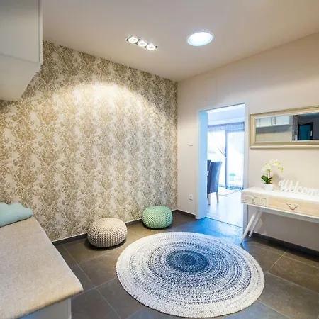 Luxury Family Penthouse Downtown