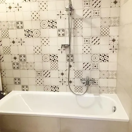 Hadik * Budapest
