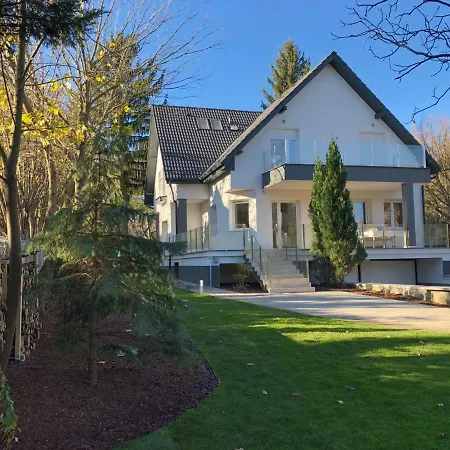 Apartment Buda Valley: With Garden Budapest