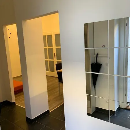 Nefelejcs Utca 9 Apartment