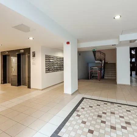 Port Apartment