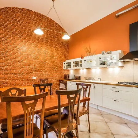 Maison Orange & Maison Rose Apartment Budapest