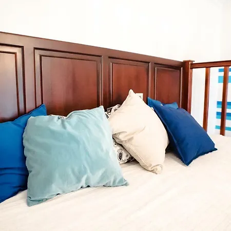Indigo With Free Parking Apartmán *