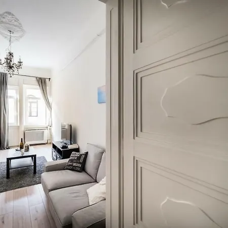 Apartment Bqa- Quality Apartments, Best Location