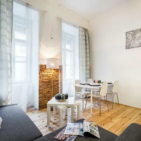 Apartment Bpr Bright Sapphire