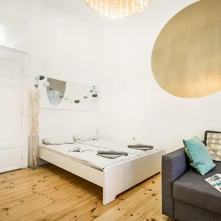 Bpr Bright Sapphire Apartment