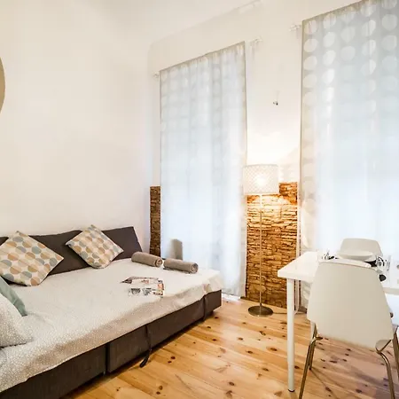 Bpr Bright Sapphire Apartment